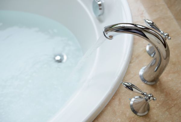 Cost of Tub Faucet Replacement in Lexington